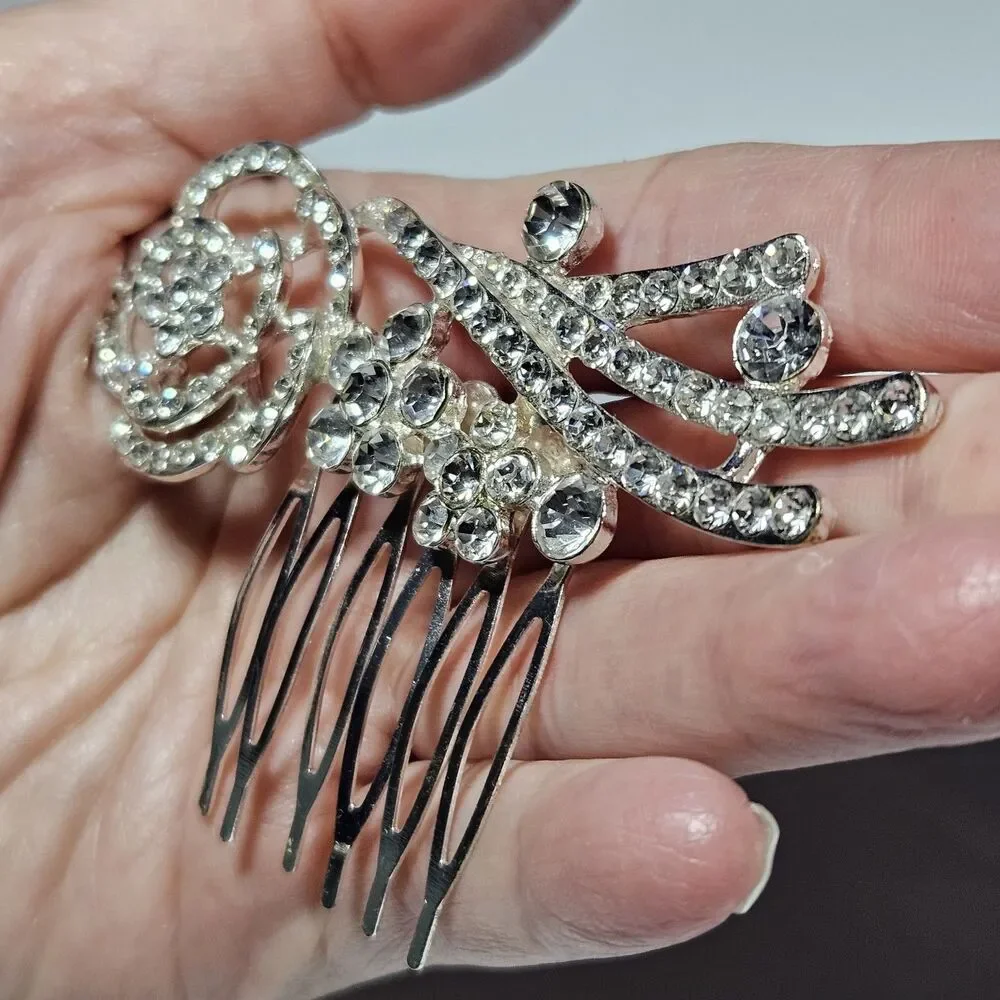 Simulated Clear Crystal Flower Hair Comb Wedding Prom Silver Tone